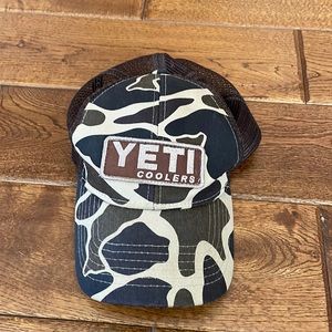 Yeti camo hat
